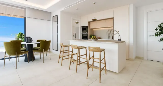 VENTA DE PISO EN LA ZONA DE DOÑA SOFÍA, FUENGIROLA. A SOLO 100 METROS DE PLAYA — 3