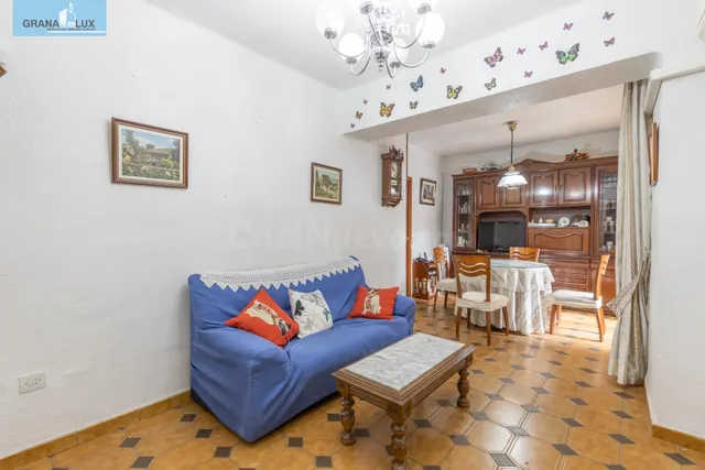 PISO AMPLIO DE TRES DORMITORIOS EN RIBERA DEL GENIL-CAMINO D - foto 4
