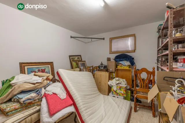 Complejo industrial con vivienda en Alhendín con 2500 metros cuadrados — 28