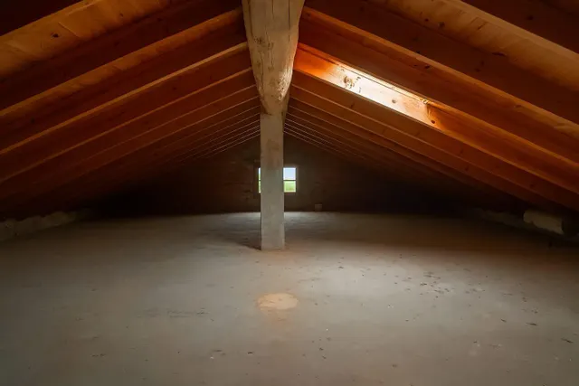 Casa con terreno urbano en Santillana del Mar — 22