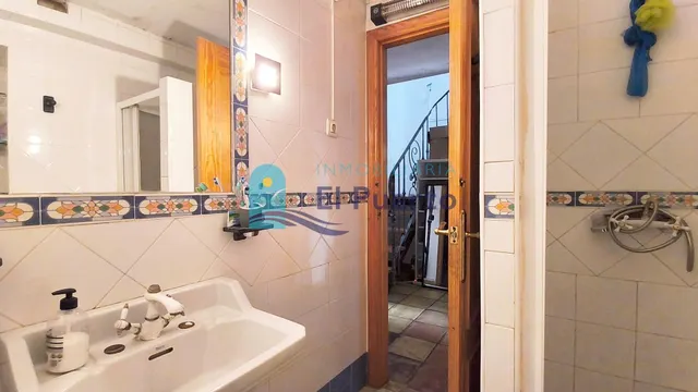 Casa en  Totana con 5 dormitorios y gran patio – ref. 2063 — 40