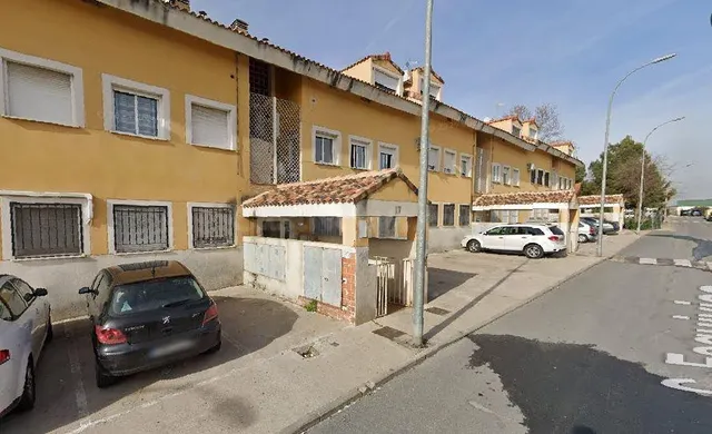 SE VENDE piso OKUPA en C Esquivias 3 de Yeles - foto 4