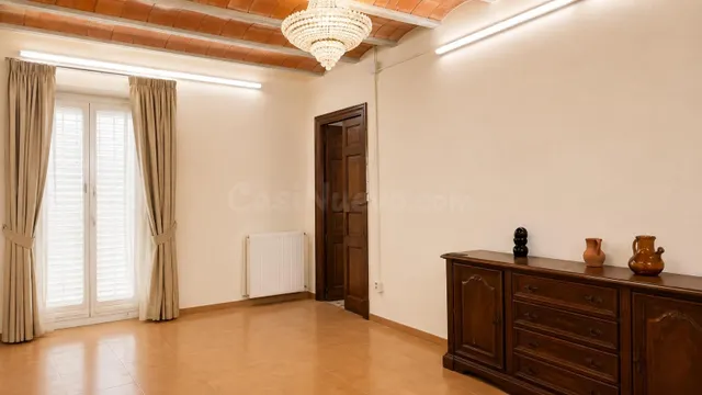 Casa histórica con grandes espacios en Llançà