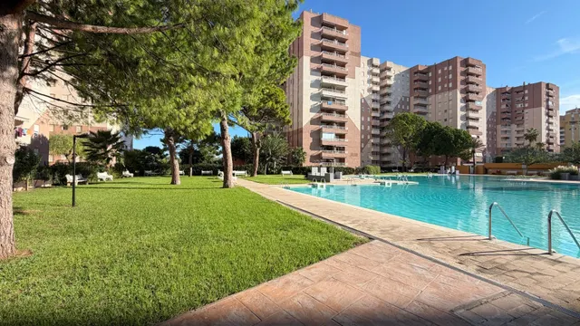 ¡Vistas despejadas al mar desde un piso 11 en Residencial El Brezo! — 28