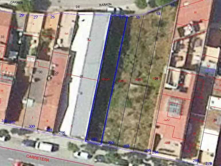 SE VENDE TERRENO URBANO EN TERRASSA, ZONA ROC BLANC