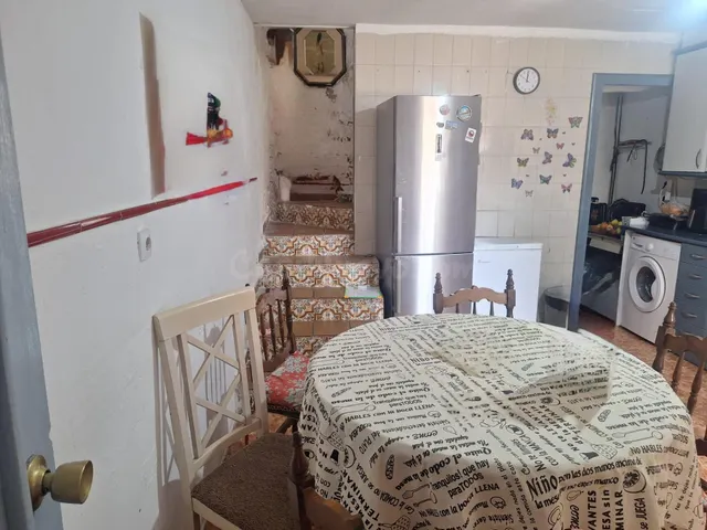 SE VENDE CASA-CUEVA EN ÉPILA - foto 2