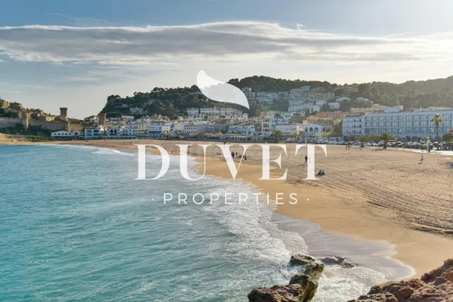 Tossa de Mar: Un Mirador Privado al Mediterráneo y la Histor - foto 2