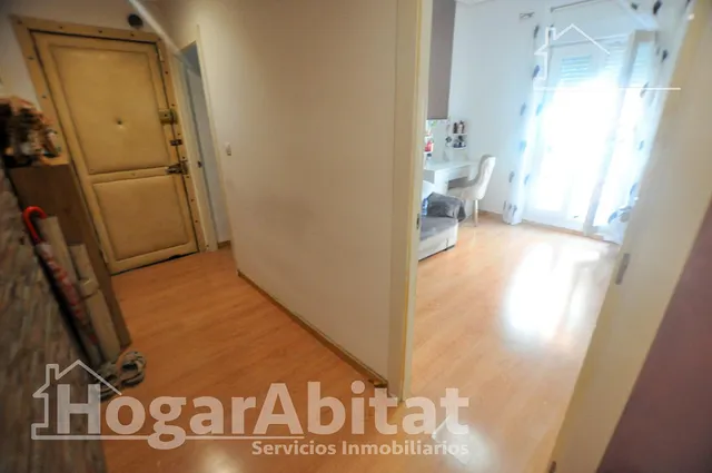 REFORMADO Y ACOGEDOR CON DOS BALCONES CERCA DE AV. DEL TÚRIA — 34