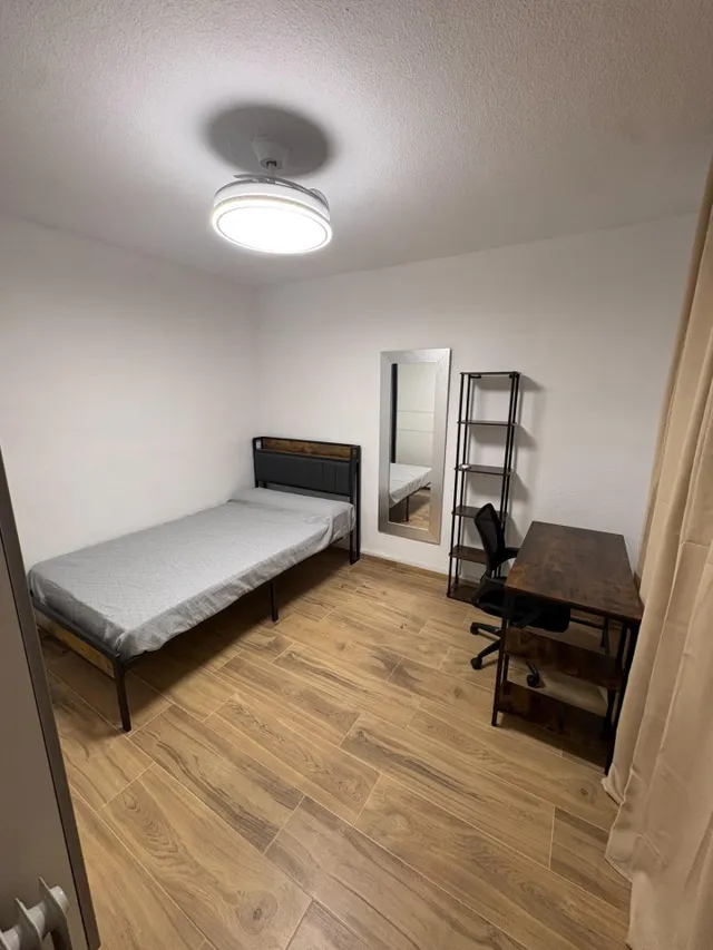 Piso alquiler Granada centro ( zona calle mesones) — 20