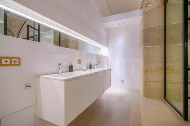 EXCLUSIVA OFICINA DE DISEÑO DE 226 M2 EN EL CORAZÓN DEL BARRIO GÒTIC — 15