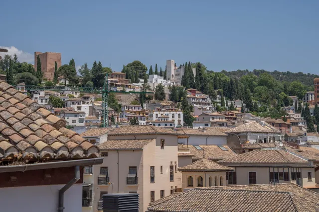 VENTA DE CÉNTRICO PISO CON LICENCIA TURÍSTICA - GRANADA — 35