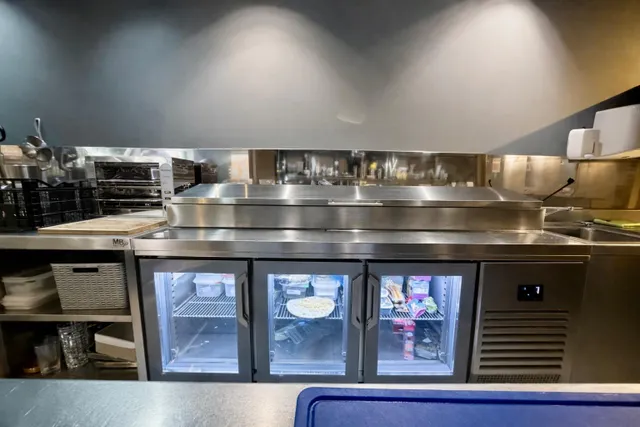 Cafetería en traspaso con licencias vigentes y terraza en Pla del Real, Valencia — 12