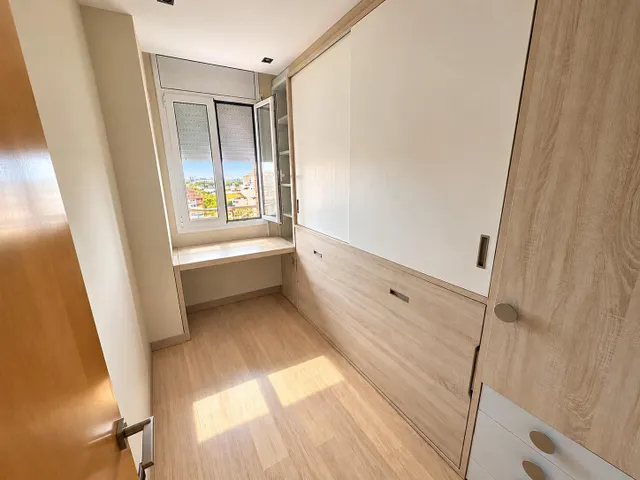 Piso totalmente reformado, 3 habitaciones, listo para entrar a vivir, en una 11.ª planta con vistas despejadas, en Sant Martí — 21