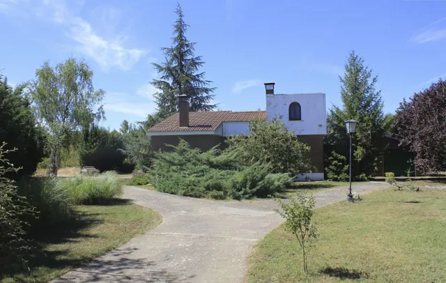 Casa 2 habitaciones 84m² en venta - Grijota — 31