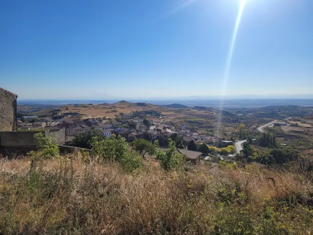 CASA CON CORRAL y TERRENO EN SAN MARTÍN DE UNX — 37