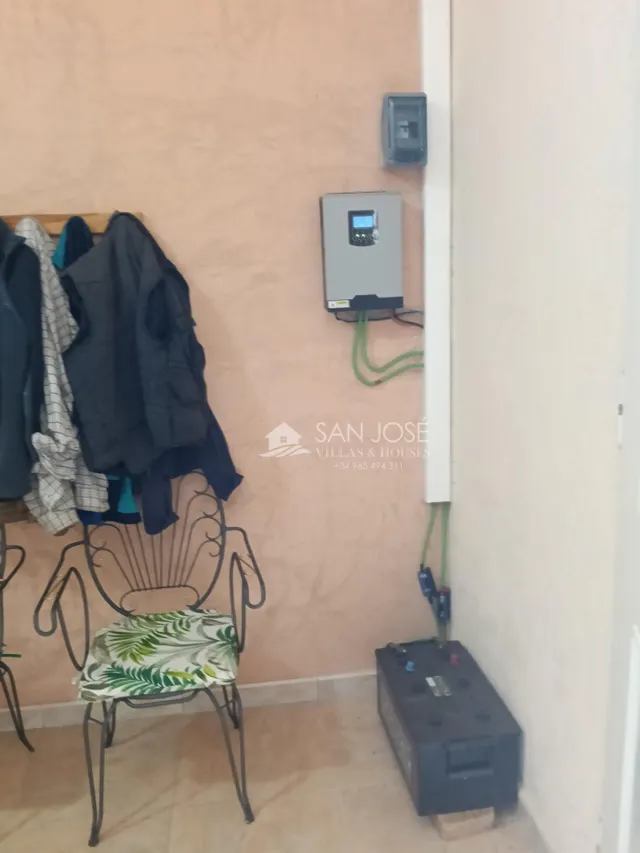 Se vende albergue con placas solares en buen estado cerca de Aspe — 12