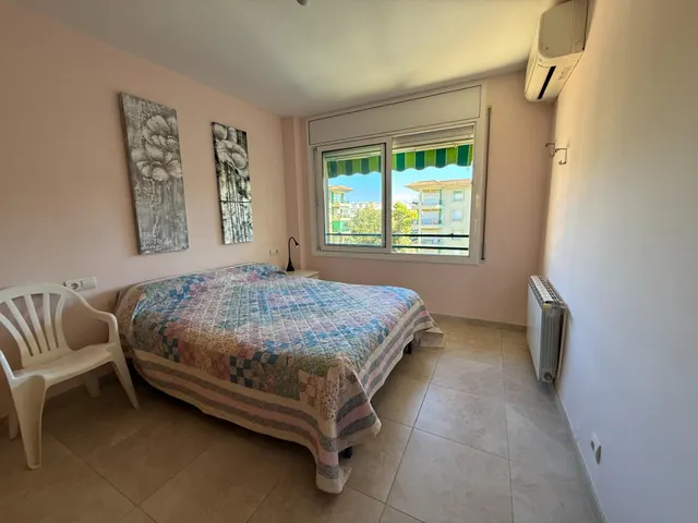 Exclusivo piso con dos terrazas, 3 habitaciones, piscina y maravillosas vistas en playa de aro — 18