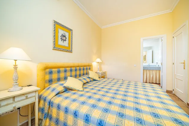 Exclusiva vivienda con jardín y piscina privada en Son Verí Nou — 36