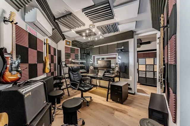 Loft dúplex de autor con estudio de grabación profesional en - foto 2
