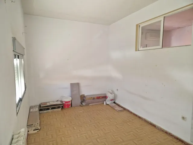 AOC VENDE EN EL CENTRO DE MOSTOLES, CASA EN PRIMERA PLANTA PARA REFORMAR CON GRAN POTENCIAL. — 12