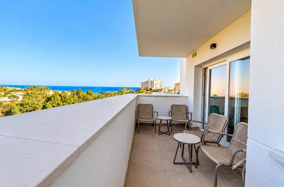 Espectacular piso con vistas al mar en torreblanca, Fuengirola – urbanización con piscinas, spa y gimnasio