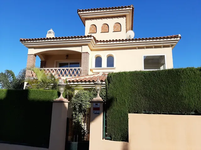 Chalet 4 habitaciones 371m² en venta - Riviera del sol — 9