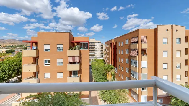 Luz, balcón y un hogar listo para disfrutar en maestro amate — 11