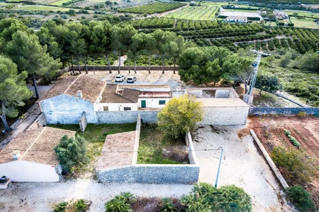 Finca rústica 4 habitaciones 450m² en venta - Comunidad vale - foto 4