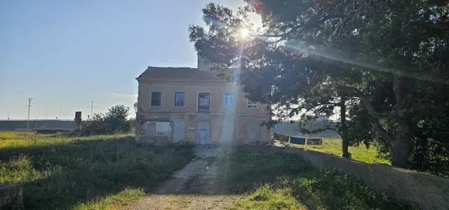 Terreno Rústico con vivienda legalizada a reformar — 18