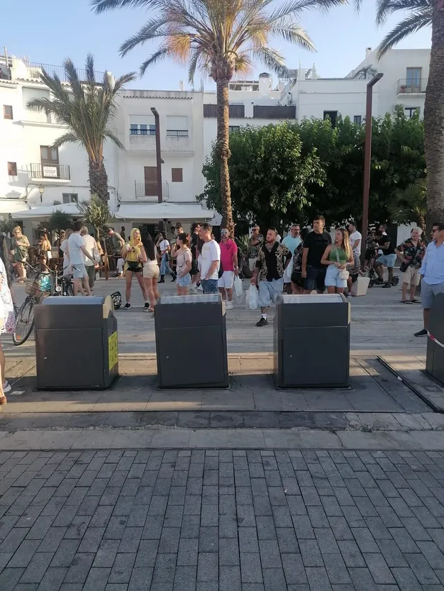 Local comercial 105m² en venta - Marina Botafoc - Talamanca - foto 3