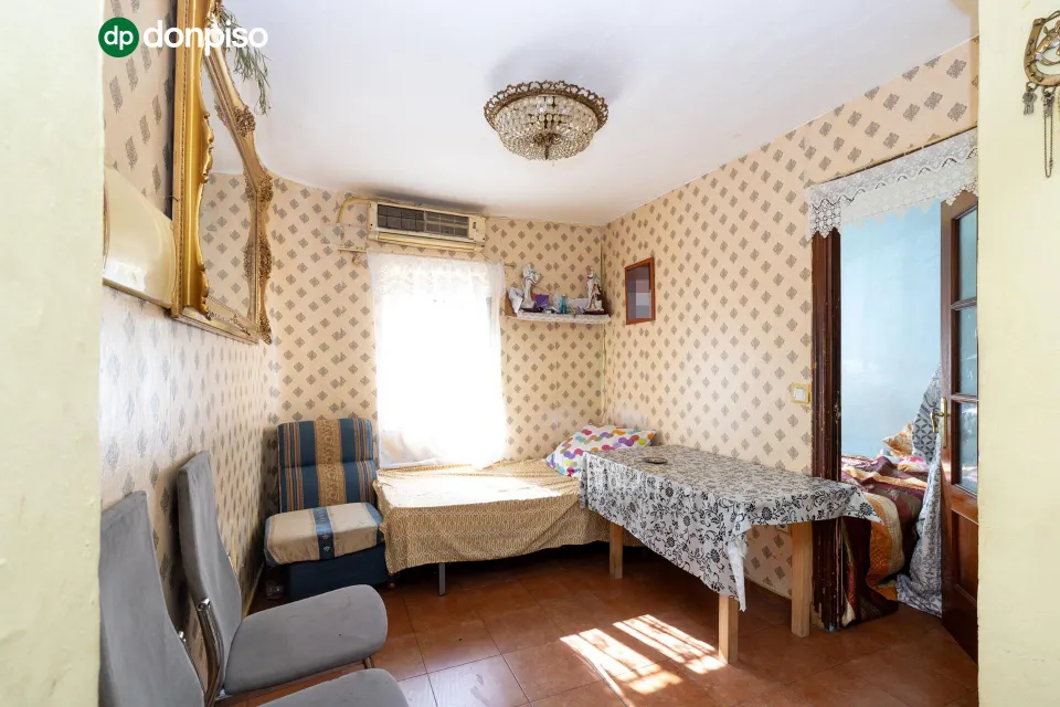 Piso de 2 dormitorios junto calle Palencia, ZAIDIN. Precio sin competencia