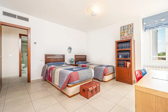 CHALET PAREADO EN GENOVA CON VISTAS A LA BAHÍA DE PALMA — 30