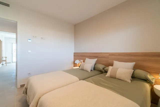 APARTAMENTO DE 2 DORMITORIOS EN PLAYA FLAMENCA — 23