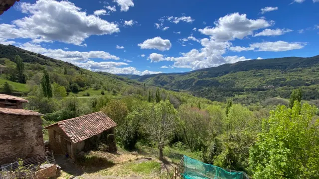 Gran Casa  para rehabilitar en pueblo tranquilo del pirineo — 12