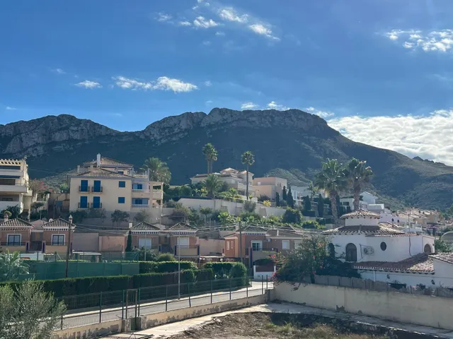 Casa adosada con grandes patios y mucha tranquilidad en Calabardina — 32