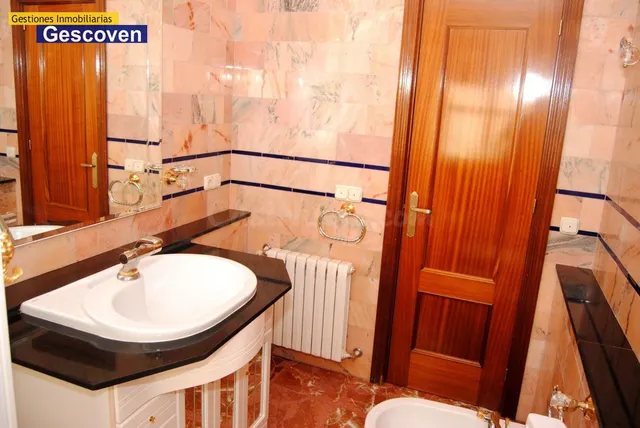 CENTRICO APARTAMENTO DÚPLEX CON CALEFACCIÓN Y GRAN TERRAZA — 4