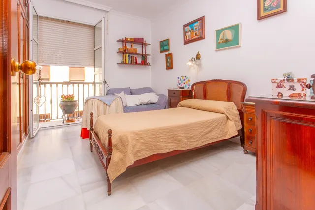 Exclusiva casa con jardín en el centro de El Puerto de Santa María — 31