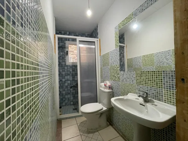 SE VENDE CASA EN CORULLÓN — 10