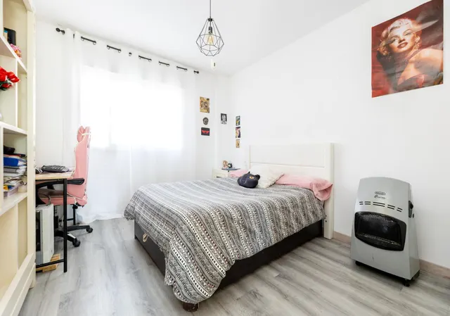 Bonita Casa en Nivar — 25