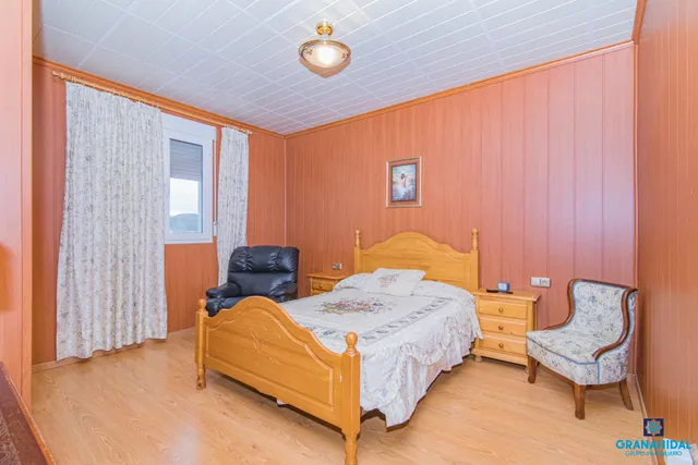CHALET INDEPENDIENTE EN BEAS DE GRANADA — 35