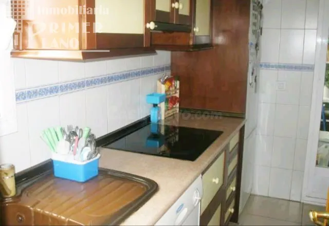 PISO EN CALLE DOÑA CRISANTA, 2 DORMITORIOS, BAÑO, TRASTERO P - foto 4