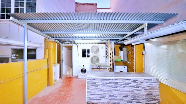 VIVIENDA UNIFAMILIAR O NEGOCIO HABITACIONAL — 35