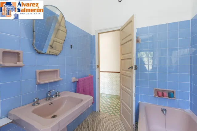 Casa con gran solar — 40