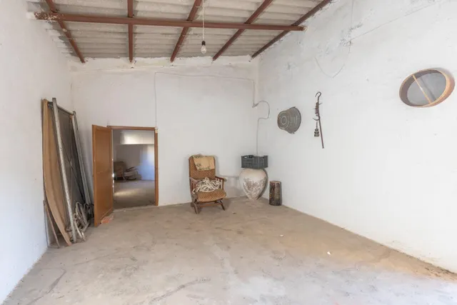 CASA PARA REFORMAR CENTRO ALBUÑUELAS 3 VIVIENDAS EN UNA — 16