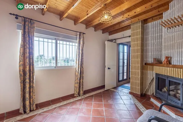 Espectacular casa independiente con piscina y grandes vistas en Monteluz (Peligros) — 39