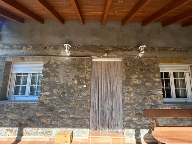 Encantadora Casa de Piedra en Villafranca del Bierzo por solo €65,000 — 6