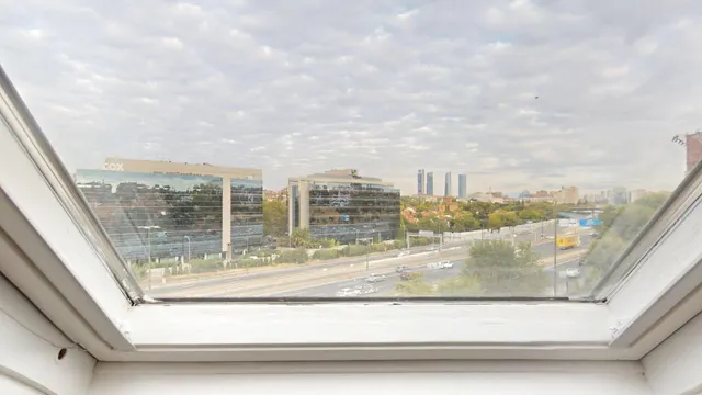 SERVICHECK ALQUILA ATICO DE 1 habitación EN CIUDAD LINEAL — 23