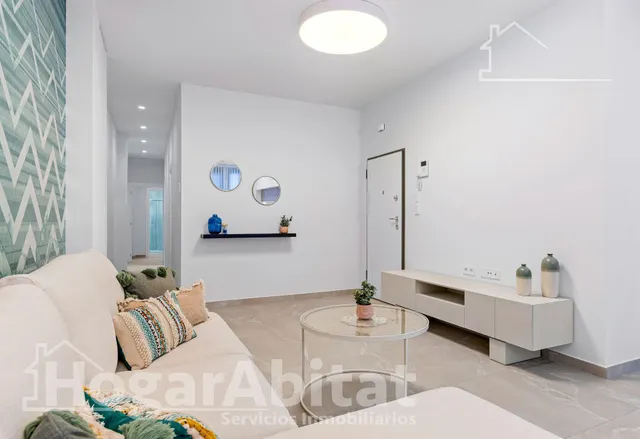 Vivienda de lujo con piscina y garaje muy cerca de la playa — 14