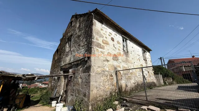 REF 4182 CASA DE PIEDRA PARA REFORMAR CON PARCELA AMPLIA TAM - foto 4