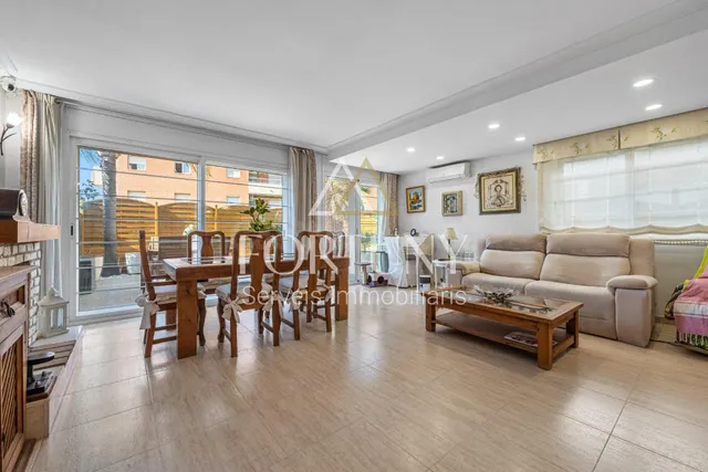 Casa 4 habitaciones 249m² en venta - Regueral - Prat dEn Foré — 4